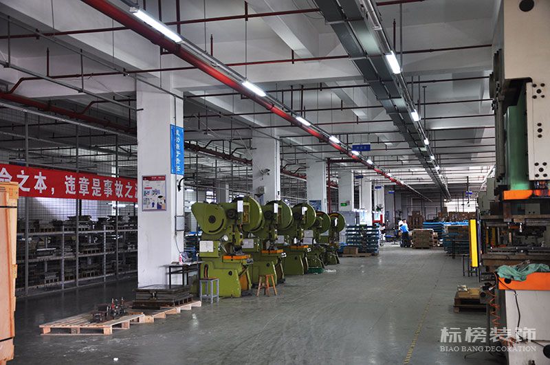 深圳廠房裝修,無(wú)塵車(chē)間裝修,深圳裝飾